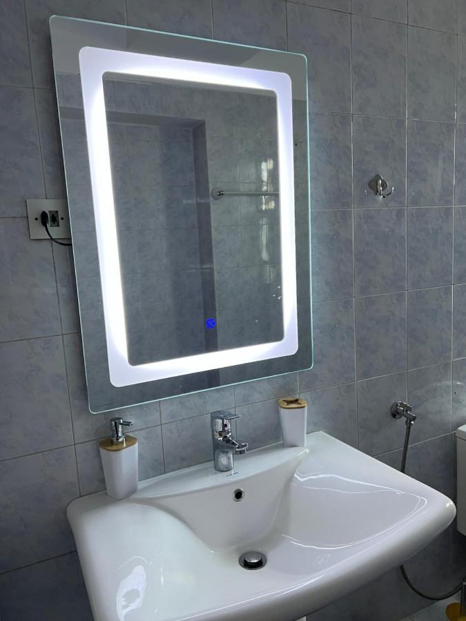 Apartment In Skanderbeg Square - Tirana Center 2 ภายนอก รูปภาพ