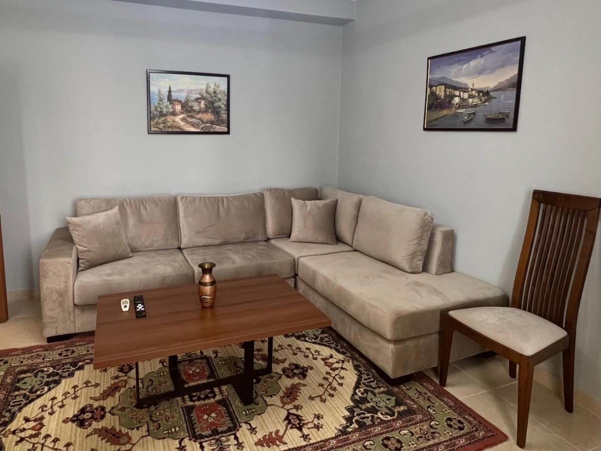 Apartment In Skanderbeg Square - Tirana Center 2 ภายนอก รูปภาพ
