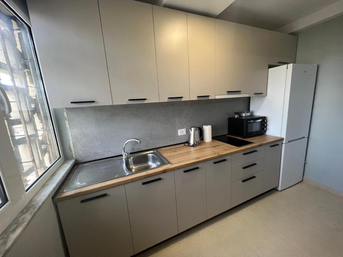 Apartment In Skanderbeg Square - Tirana Center 2 ภายนอก รูปภาพ